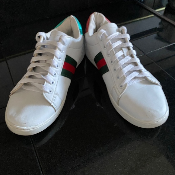 Gucci White WOMEN'S ACE SNEAKER WITH BEE - Picture 8 of 12